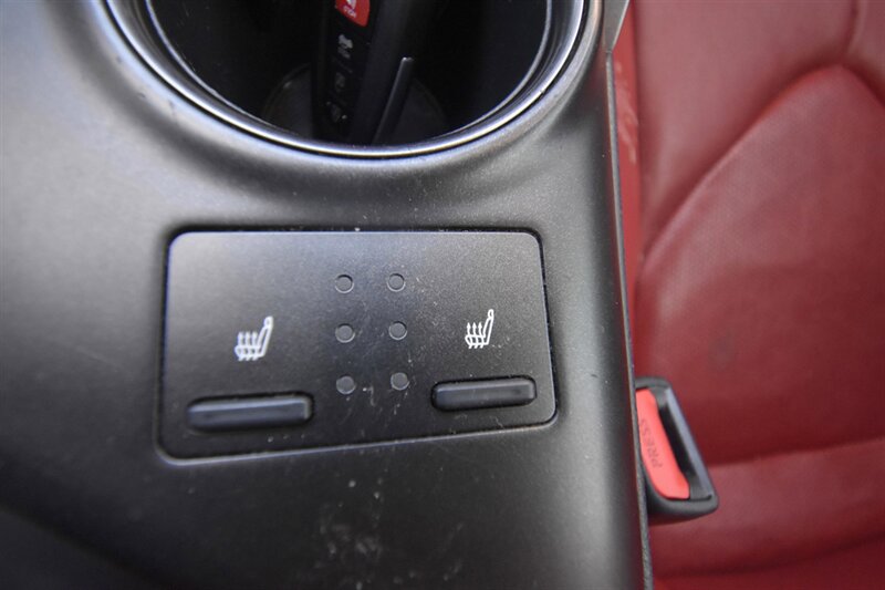 2021 Toyota Camry XSE   - Photo 12 - Midway City, CA 92655