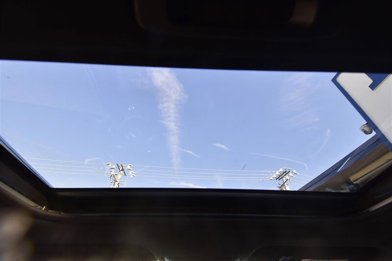 2015 Lexus CT 200h Hybrid   - Photo 10 - Midway City, CA 92655