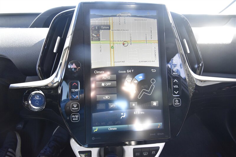 2018 Toyota Prius Prime Advanced - Photo 10 - Midway City, CA 92655