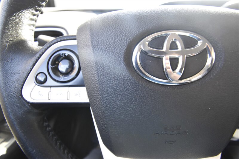2018 Toyota Prius Prime Advanced - Photo 13 - Midway City, CA 92655