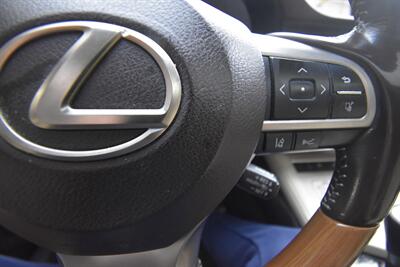 2018 Lexus ES 300h ES 300h   - Photo 19 - Midway City, CA 92655