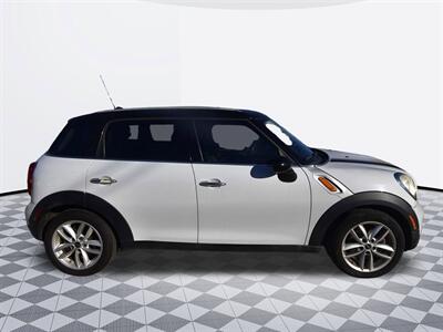 2013 MINI Countryman Cooper   - Photo 3 - Midway City, CA 92655