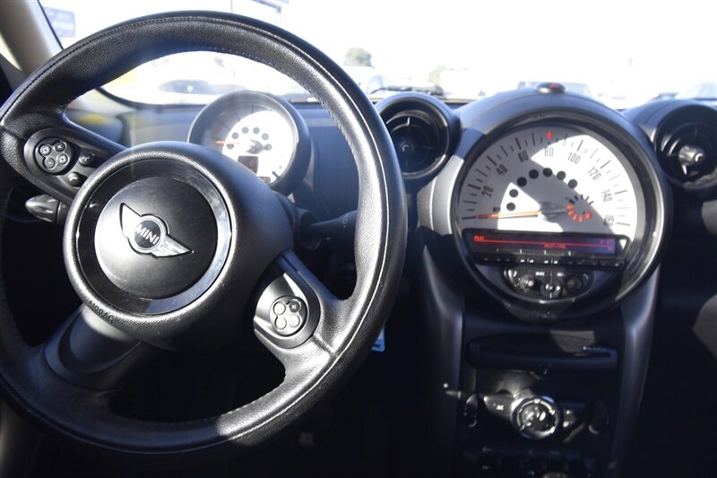 2013 MINI Countryman Cooper   - Photo 7 - Midway City, CA 92655