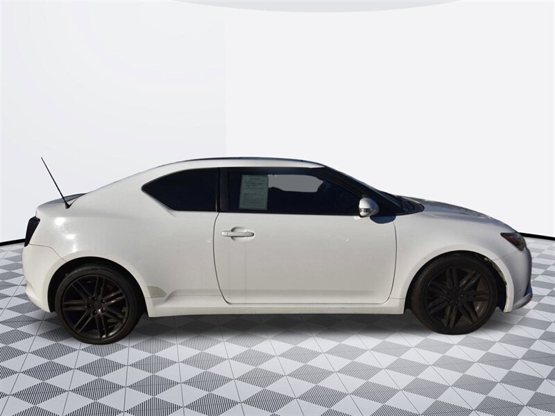2012 Scion tC   - Photo 4 - Midway City, CA 92655