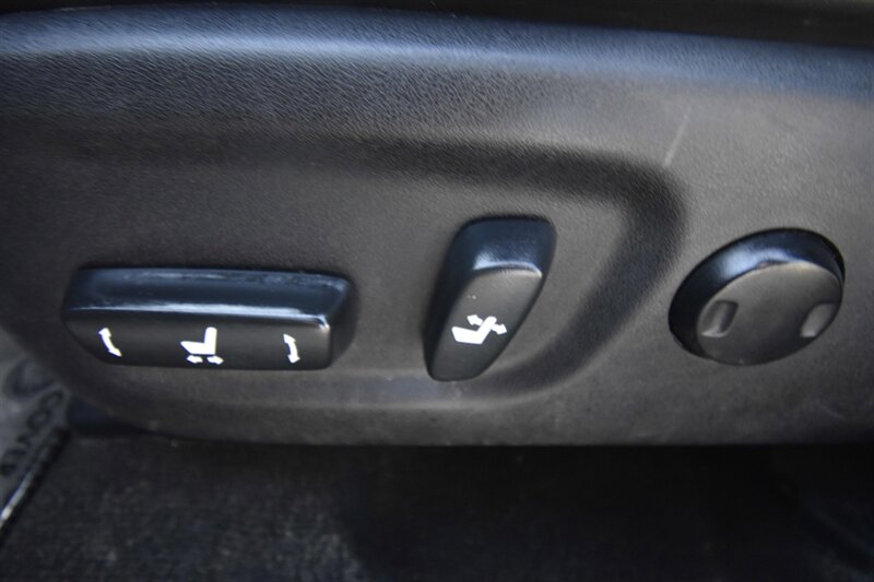 2013 Lexus CT 200h Hybrid - Photo 15 - Midway City, CA 92655