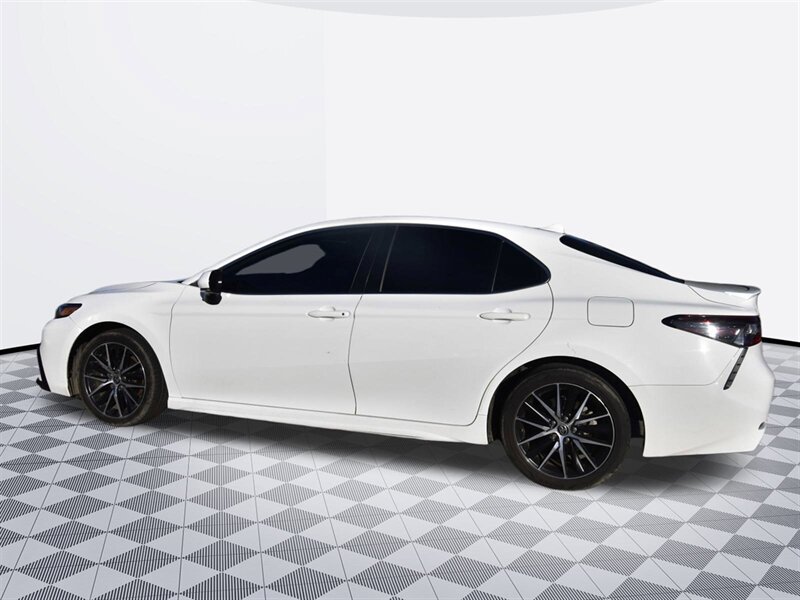 2023 Toyota Camry SE Nightshade - Photo 3 - Midway City, CA 92655