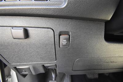 2014 Toyota Sienna Limited 7-Passenger - Photo 17 - Midway City, CA 92655