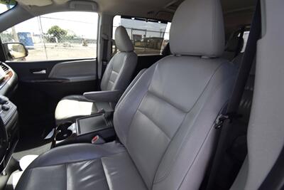 2014 Toyota Sienna Limited 7-Passenger - Photo 18 - Midway City, CA 92655