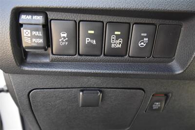 2014 Toyota Sienna Limited 7-Passenger - Photo 25 - Midway City, CA 92655