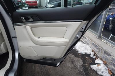 2011 Lincoln MKS EcoBoost   - Photo 17 - Newark, NJ 07104