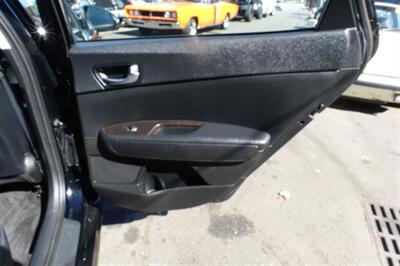 2018 Kia Optima EX   - Photo 16 - Newark, NJ 07104