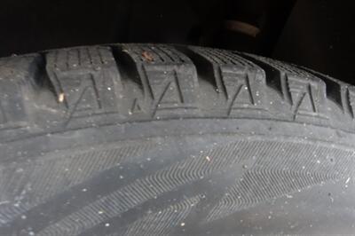 2012 Chevrolet Sonic LT - Photo 19 - Newark, NJ 07104