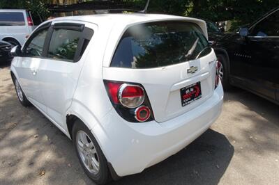 2012 Chevrolet Sonic LT - Photo 5 - Newark, NJ 07104