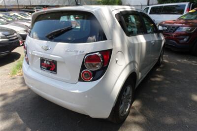 2012 Chevrolet Sonic LT - Photo 7 - Newark, NJ 07104