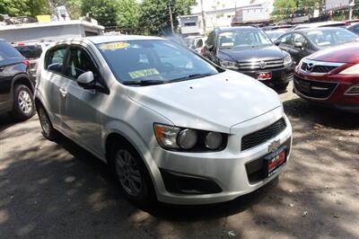 2012 Chevrolet Sonic LT - Photo 3 - Newark, NJ 07104