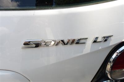 2012 Chevrolet Sonic LT - Photo 20 - Newark, NJ 07104