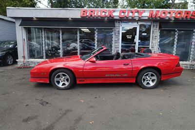 1989 Chevrolet Camaro IROC Z - Photo 4 - Newark, NJ 07104