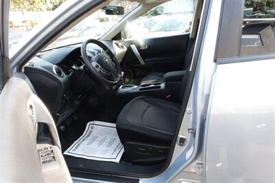 2011 Nissan Rogue SV - Photo 8 - Newark, NJ 07104