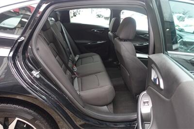 2021 Chevrolet Malibu RS   - Photo 16 - Newark, NJ 07104