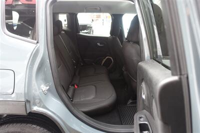 2017 Jeep Renegade Latitude   - Photo 16 - Newark, NJ 07104