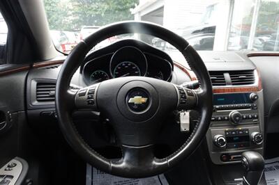 2011 Chevrolet Malibu LTZ - Photo 13 - Newark, NJ 07104