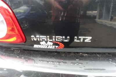 2011 Chevrolet Malibu LTZ - Photo 25 - Newark, NJ 07104