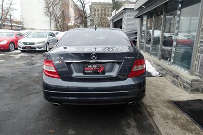 2011 Mercedes-Benz C 300 Sport 4MATIC - Photo 7 - Newark, NJ 07104
