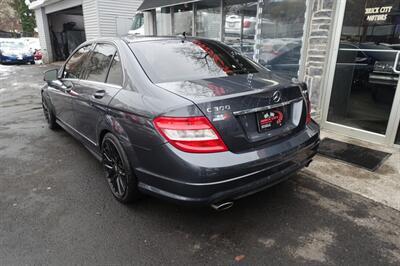 2011 Mercedes-Benz C 300 Sport 4MATIC - Photo 6 - Newark, NJ 07104