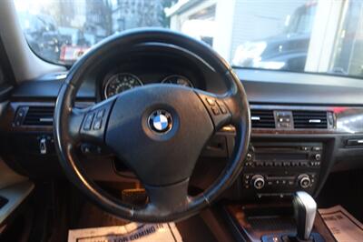 2009 BMW 328i xDrive   - Photo 13 - Newark, NJ 07104