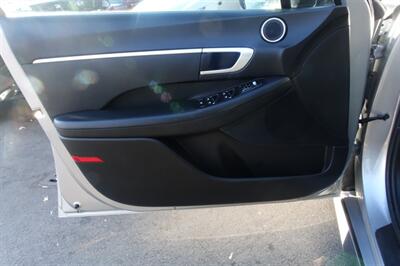 2020 Hyundai SONATA SE   - Photo 10 - Newark, NJ 07104