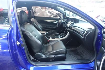 2016 Honda Accord EX-L   - Photo 13 - Newark, NJ 07104