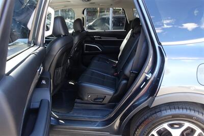 2020 Kia Telluride EX - Photo 11 - Newark, NJ 07104