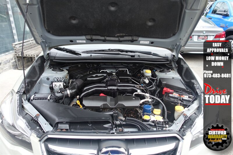 2015 Subaru XV Crosstrek Touring photo