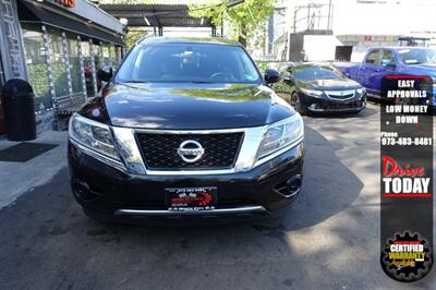 2014 Nissan Pathfinder SV   - Photo 2 - Newark, NJ 07104