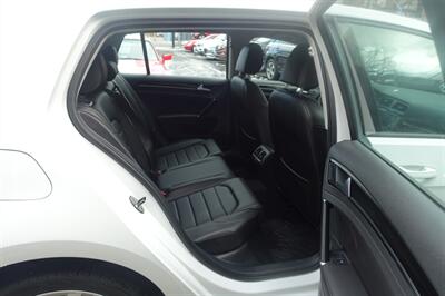 2017 Volkswagen Golf TSI SEL   - Photo 16 - Newark, NJ 07104