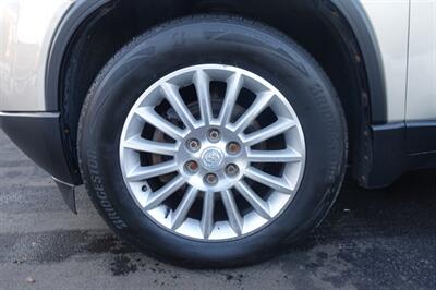 2011 GMC Acadia SLT-1   - Photo 24 - Newark, NJ 07104