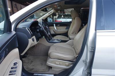 2011 GMC Acadia SLT-1   - Photo 9 - Newark, NJ 07104