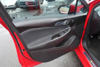 2016 Chevrolet Cruze LT Auto - Photo 10 - Newark, NJ 07104