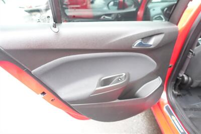 2016 Chevrolet Cruze LT Auto - Photo 12 - Newark, NJ 07104