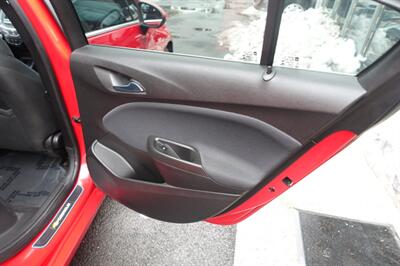 2016 Chevrolet Cruze LT Auto - Photo 17 - Newark, NJ 07104