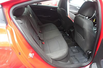 2016 Chevrolet Cruze LT Auto - Photo 16 - Newark, NJ 07104