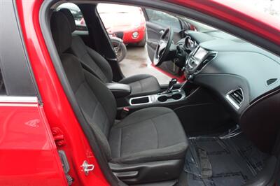 2016 Chevrolet Cruze LT Auto - Photo 14 - Newark, NJ 07104