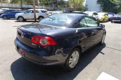 2008 Volkswagen Eos 2.0T   - Photo 5 - Newark, NJ 07104