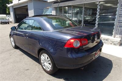 2008 Volkswagen Eos 2.0T   - Photo 6 - Newark, NJ 07104