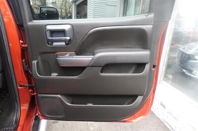 2015 Chevrolet Silverado 1500 LT   - Photo 17 - Newark, NJ 07104