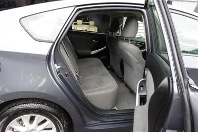 2012 Toyota Prius Plug-in Hybrid - Photo 16 - Newark, NJ 07104