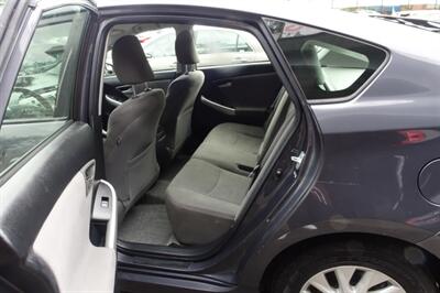 2012 Toyota Prius Plug-in Hybrid - Photo 11 - Newark, NJ 07104