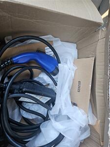 2012 Toyota Prius Plug-in Hybrid - Photo 25 - Newark, NJ 07104