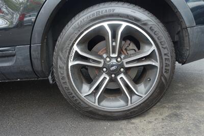 2014 Ford Explorer Sport   - Photo 25 - Newark, NJ 07104