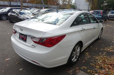 2012 Hyundai SONATA SE - Photo 5 - Newark, NJ 07104
